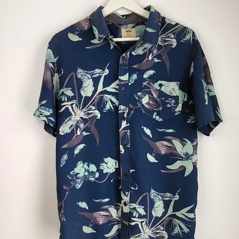 Vans Men’s Floral Button Up Shirt Small | Short Sleeve Navy Print
